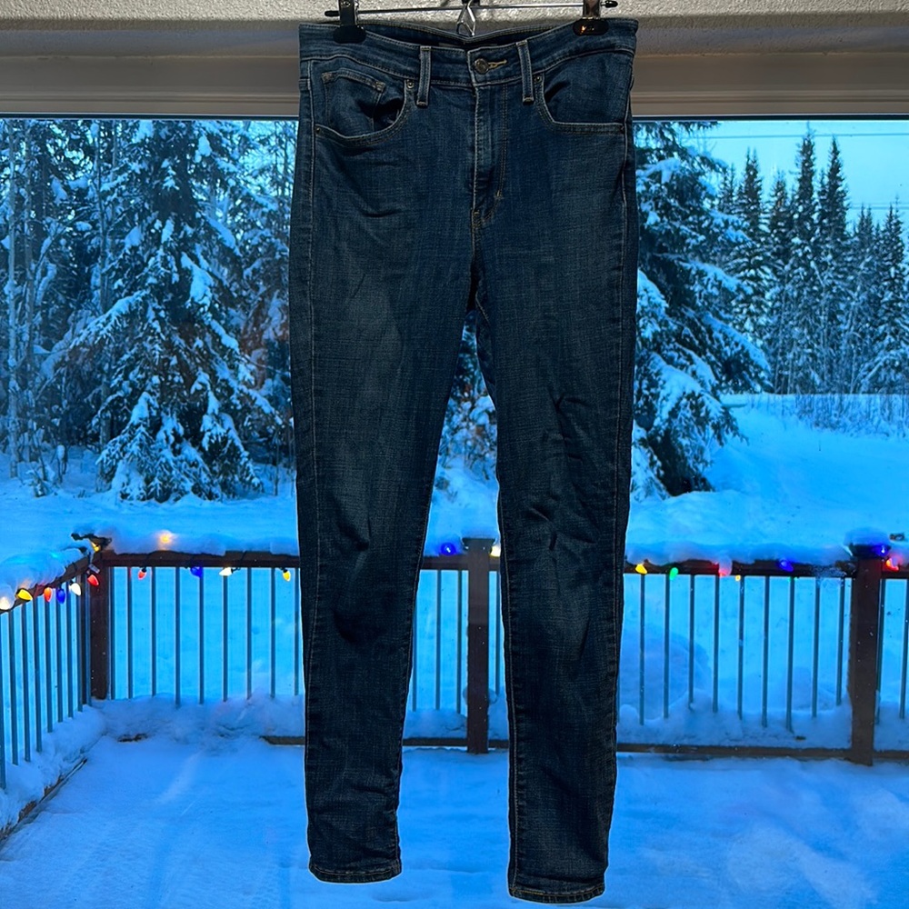 Levi’s 721 High Rise Skinny Jeans